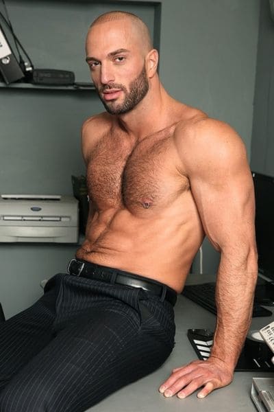 Raphaël, 39 ans, numéro de téléphone gay, un méditerranéen chaud comme la braise